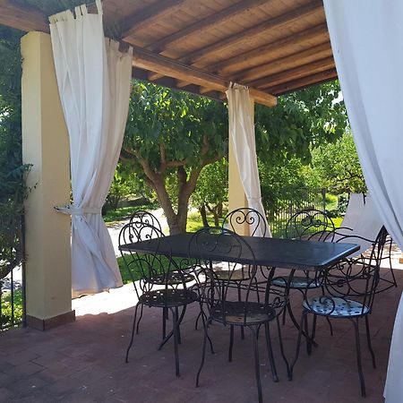 Agriturismo Le Case Di Civi Mascali Zimmer foto